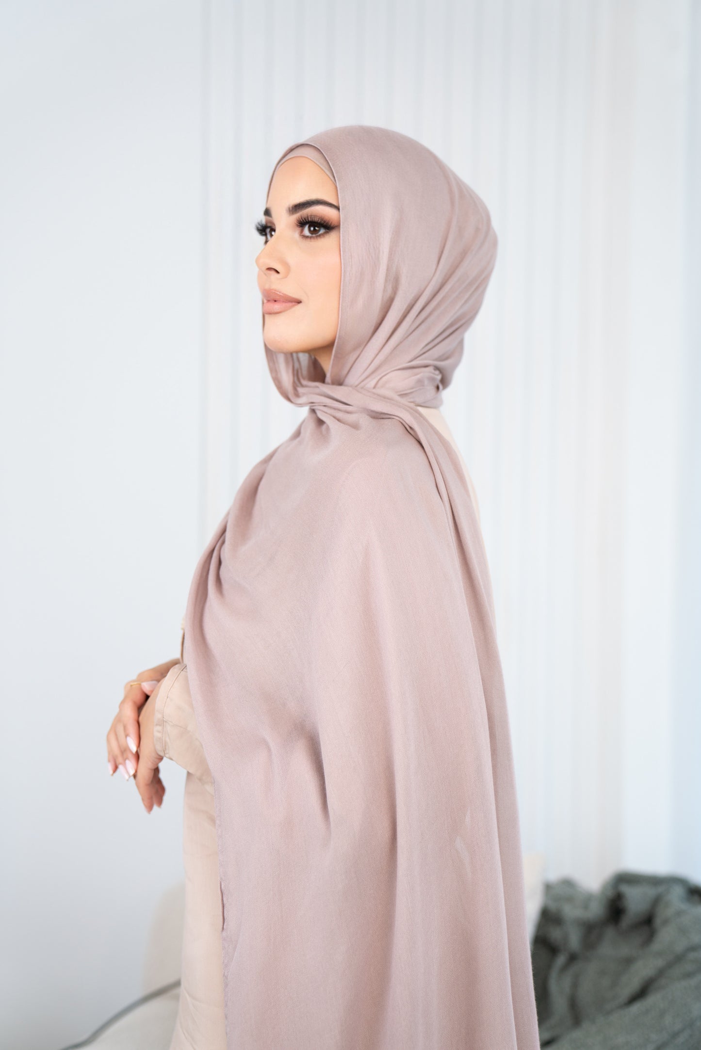 BLUSH HIJAB