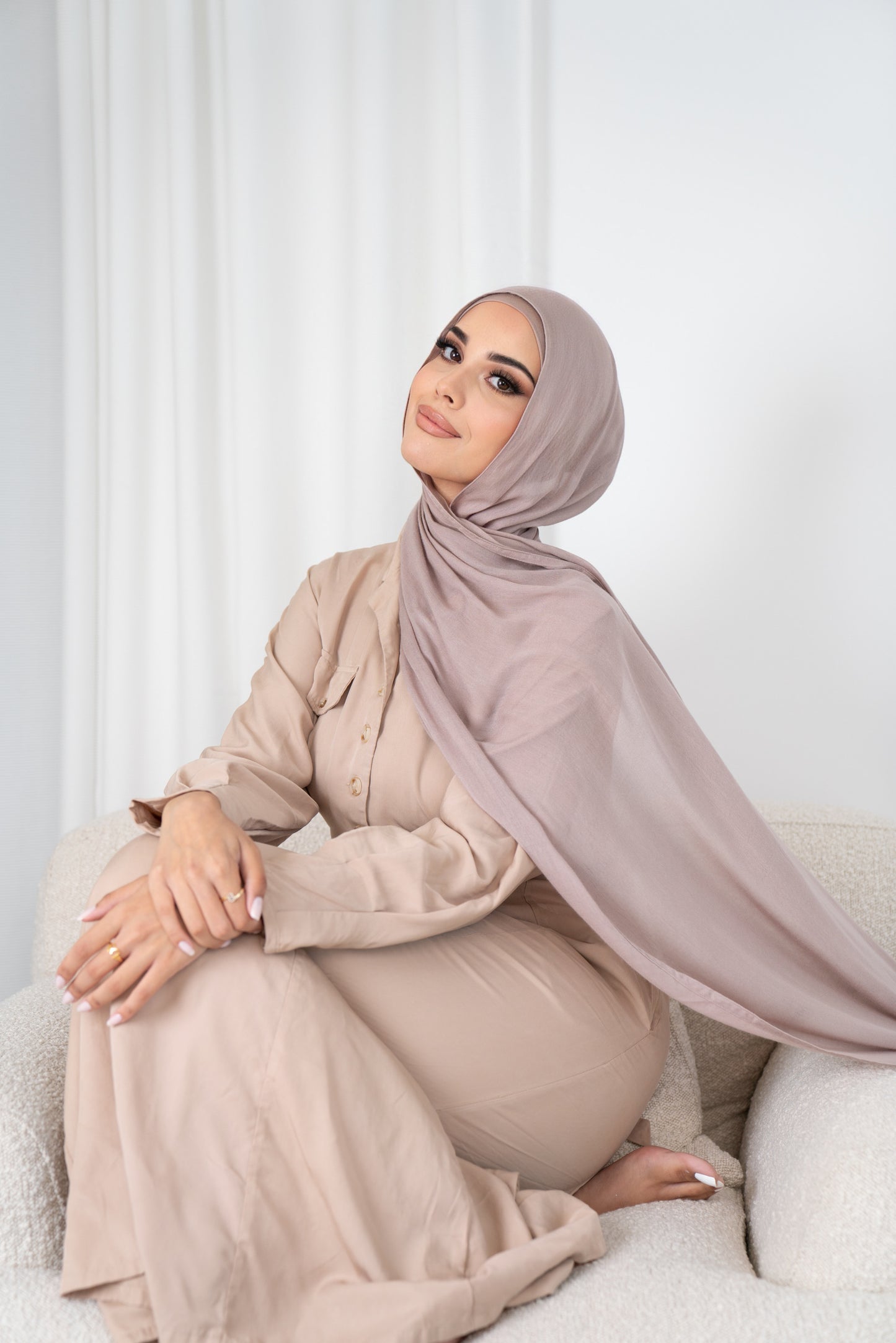 BLUSH HIJAB